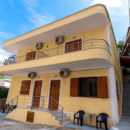 Sheme'S Apartments Sarande Bagian luar foto