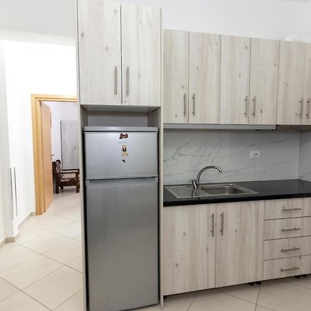 Sheme'S Apartments Sarande Bagian luar foto