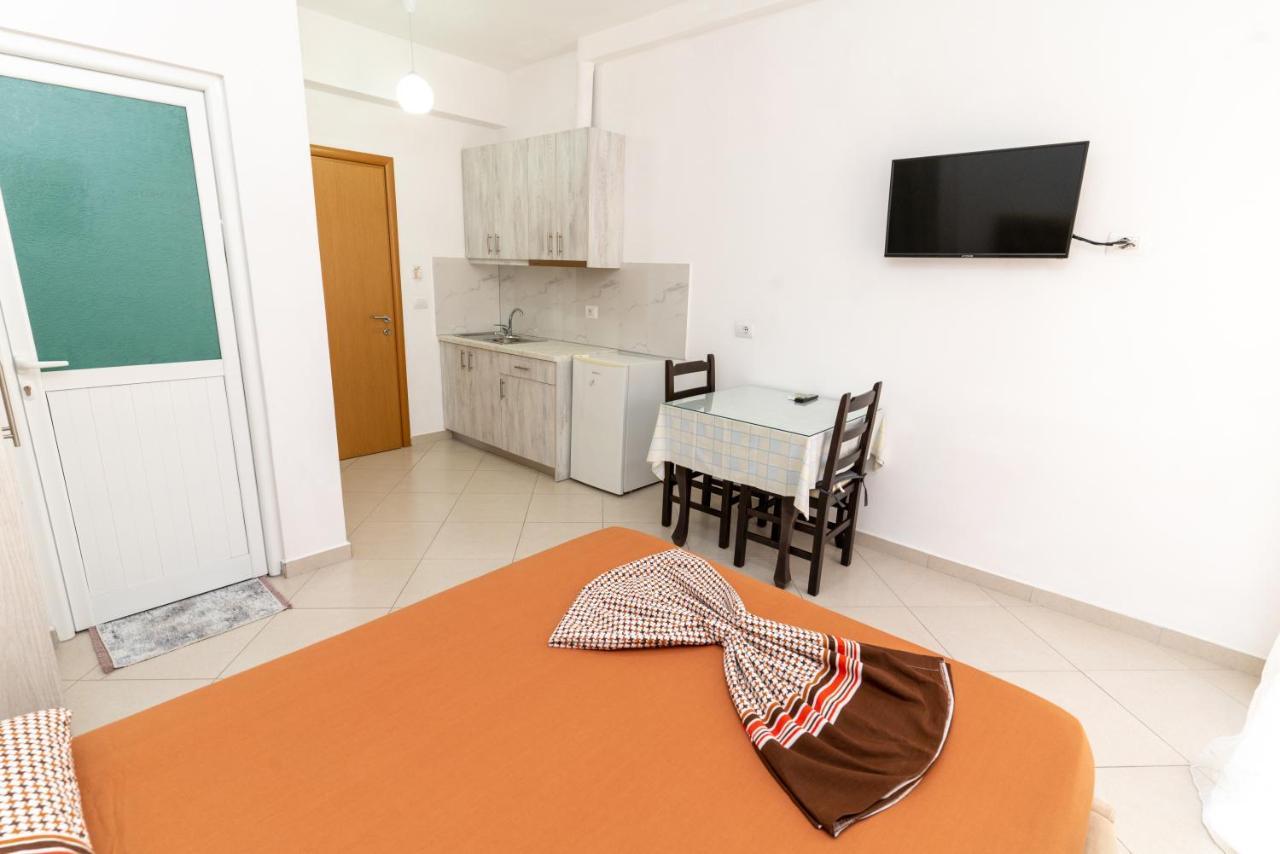 Sheme'S Apartments Sarande Bagian luar foto