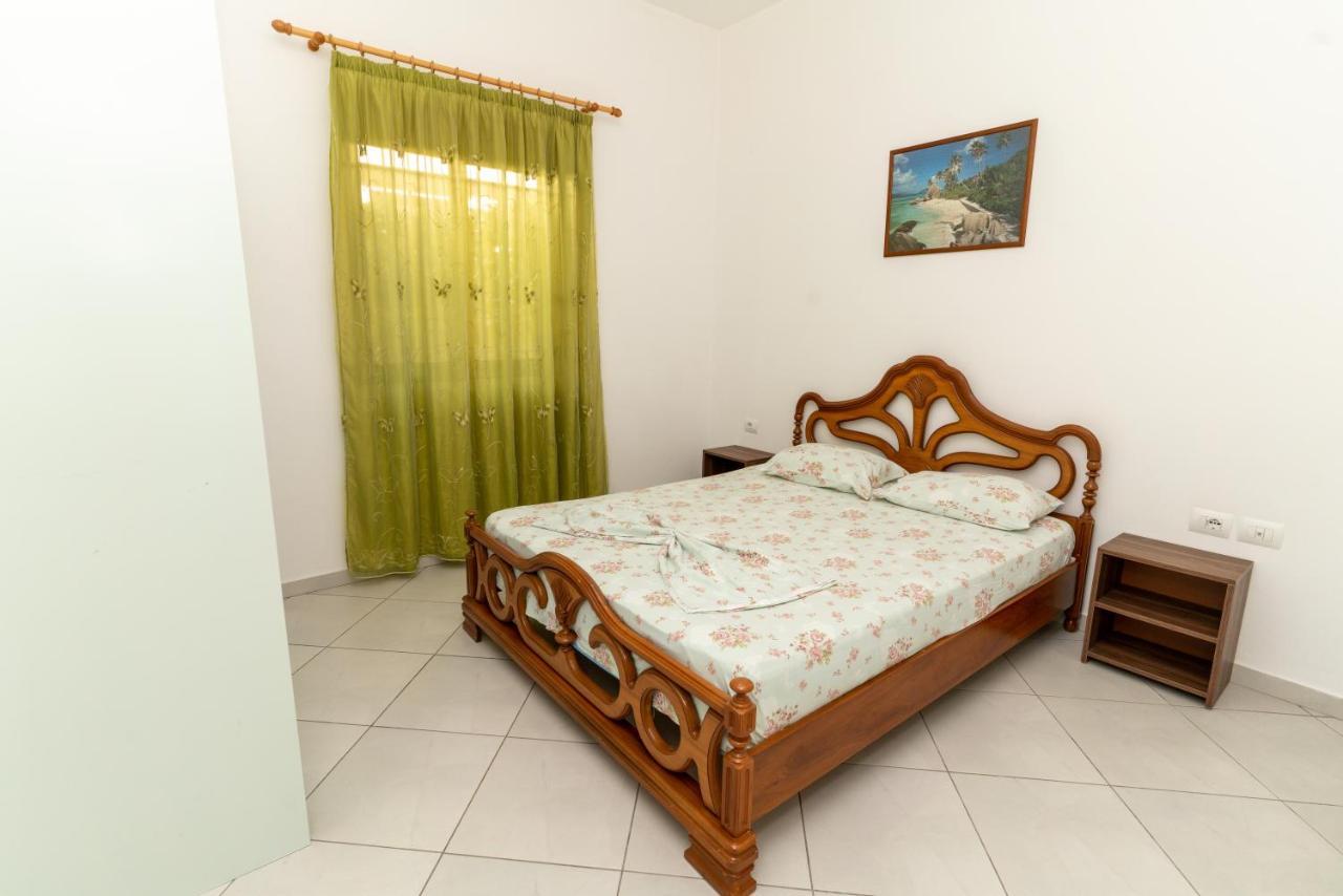 Sheme'S Apartments Sarande Bagian luar foto