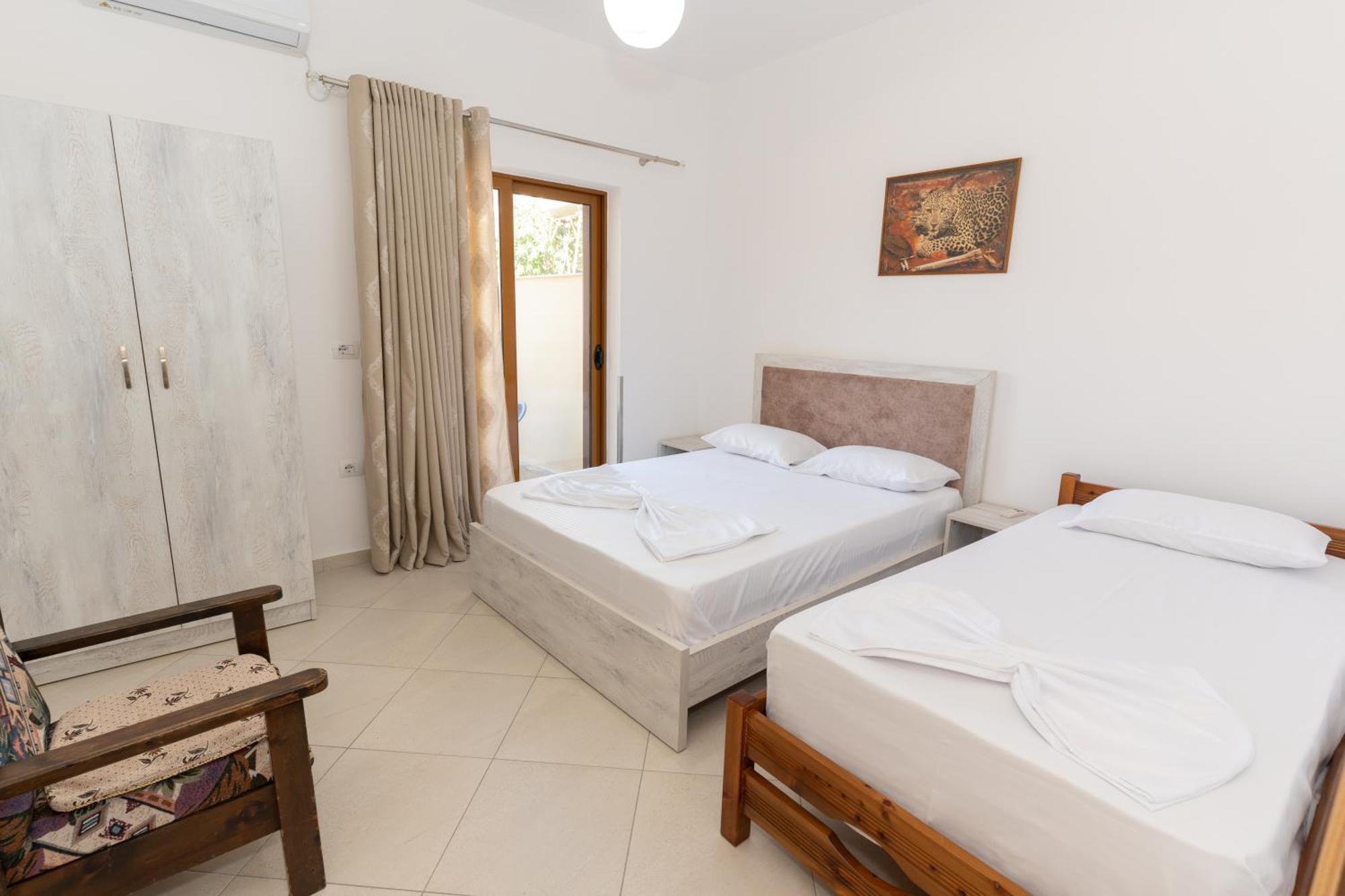 Sheme'S Apartments Sarande Bagian luar foto