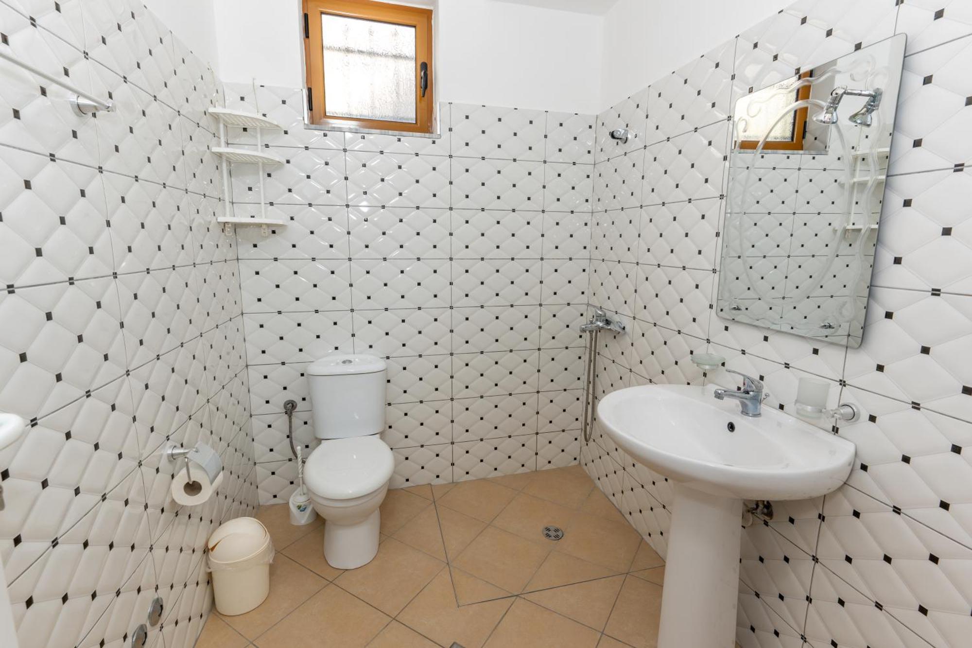 Sheme'S Apartments Sarande Bagian luar foto